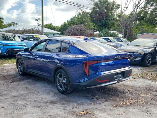 Deep Sea Blue 2025 Kia K4 LXS