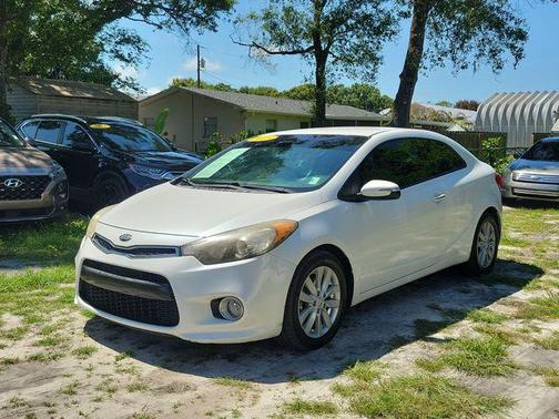 Snow White Pearl 2015 Kia Forte Koup EX