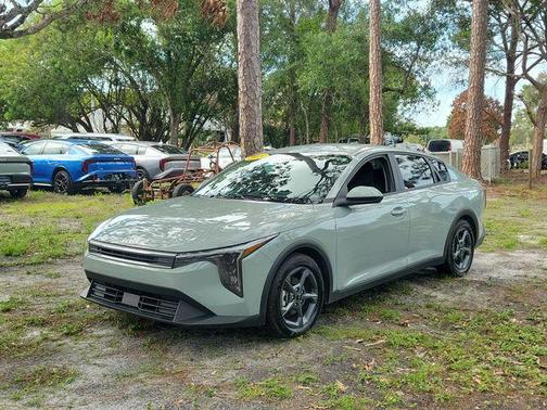 Morning Haze 2025 Kia K4 LXS