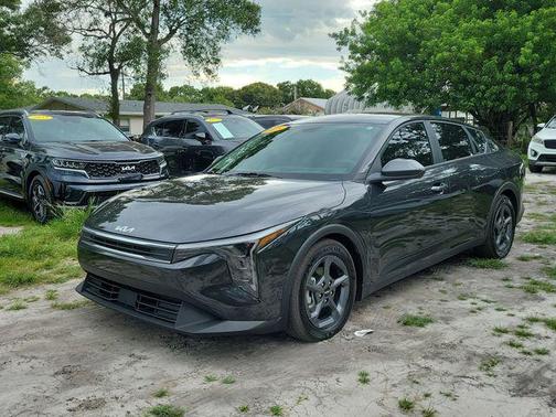 Gray 2025 Kia K4 LXS
