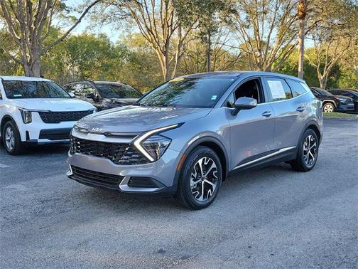 2024 Kia Sportage EX