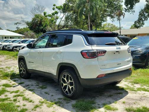 Bright White Clearcoat 2025 Jeep Compass Limited