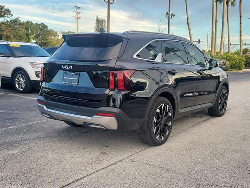 2024 Kia Sorento EX