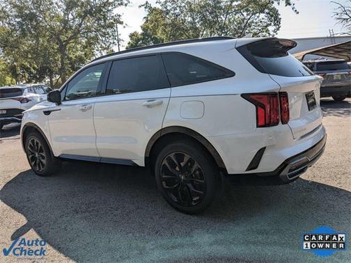 2023 Kia Sorento SX