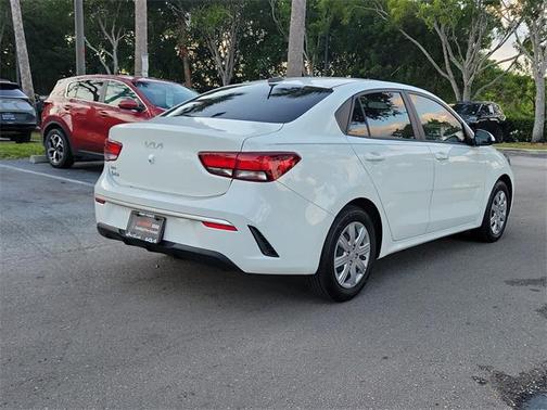 2022 Kia Rio S