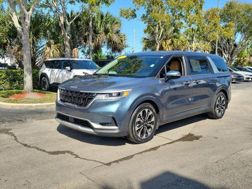 2022 Kia Carnival EX