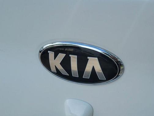 Clear White 2021 Kia Rio LX