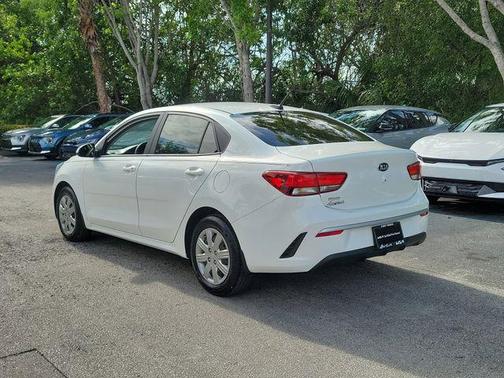 Clear White 2021 Kia Rio LX