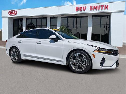2022 Kia K5 EX