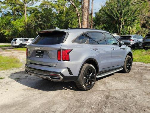 Silver 2023 Kia Sorento SX