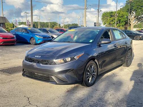 2023 Kia Forte LXS