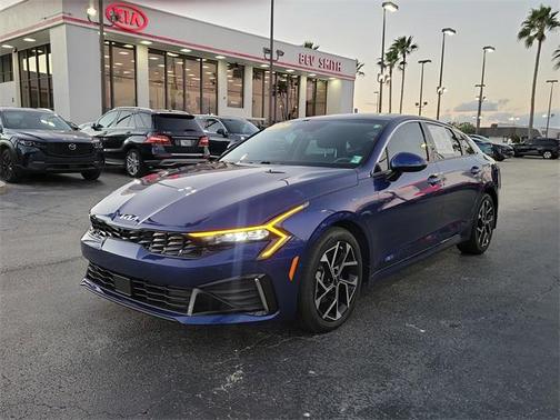 2025 Kia K5 EX