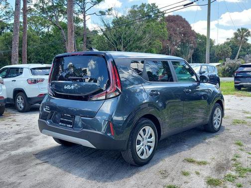 Gravity Gray 2025 Kia Soul LX
