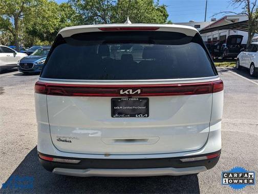 2023 Kia Carnival LX