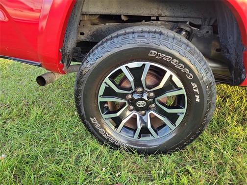 2020 Toyota Tacoma TRD Sport