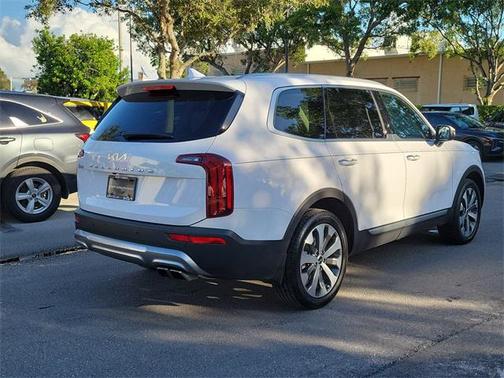 2022 Kia Telluride S