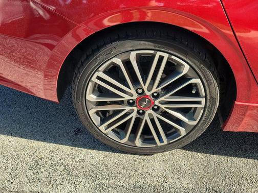 Currant Red 2022 Kia Forte GT