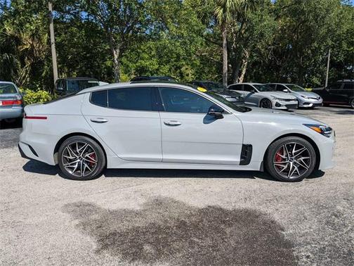 2023 Kia Stinger GT-Line
