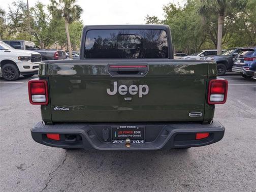 2023 Jeep Gladiator Overland