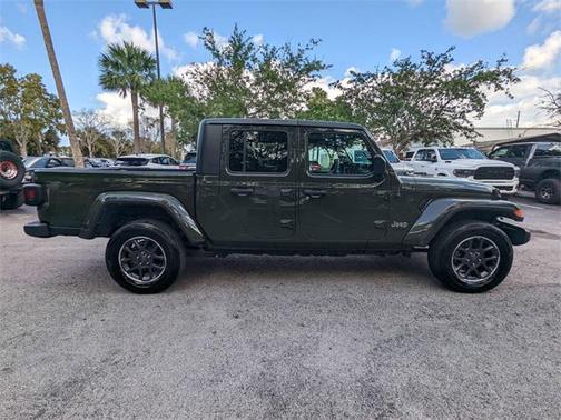2023 Jeep Gladiator Overland