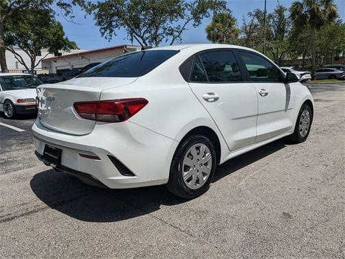 2022 Kia Rio LX