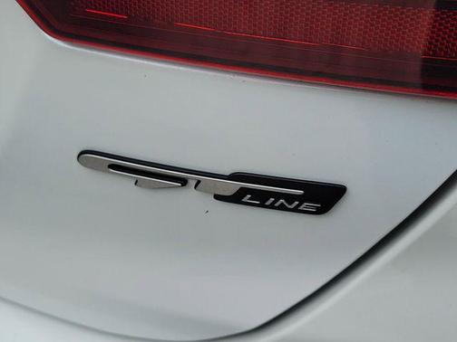 Snow White Pearl 2024 Kia Forte GT-Line