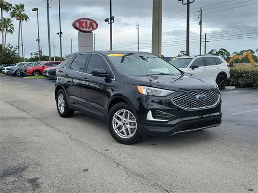 2023 Ford Edge SEL