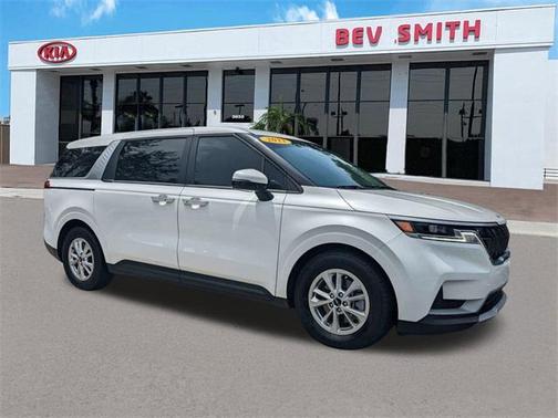 2022 Kia Carnival LXS