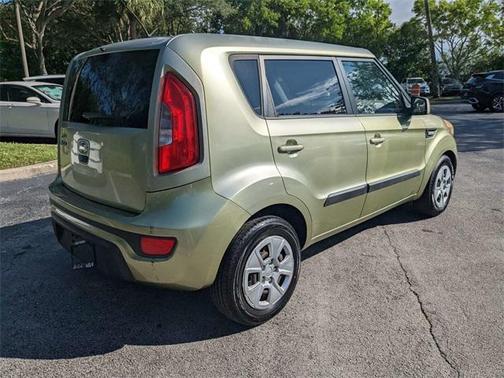 2013 Kia Soul Base
