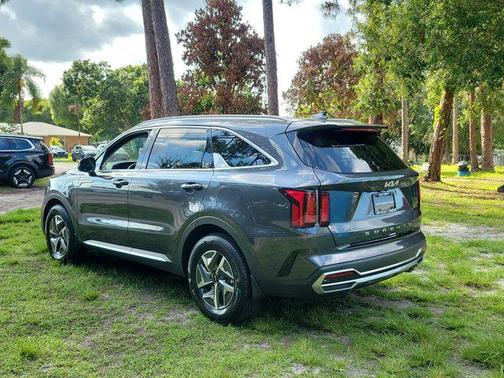 Platinum Graphite 2022 Kia Sorento Hybrid EX