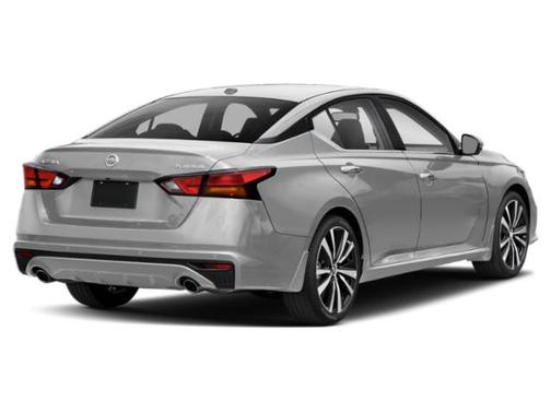 Brilliant Silver Metallic 2020 Nissan Altima 2.5 SL