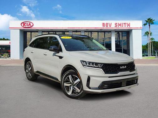 Gray 2022 Kia Sorento EX