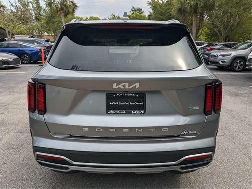 2022 Kia Sorento Hybrid S