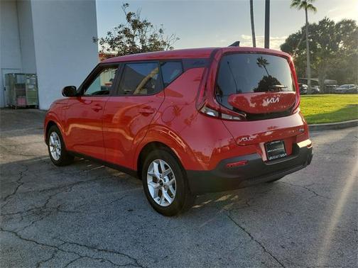 2022 Kia Soul LX