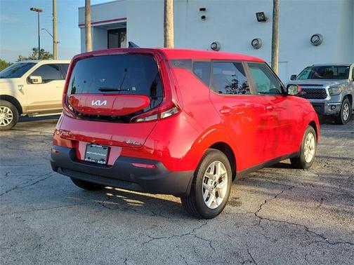 2022 Kia Soul LX