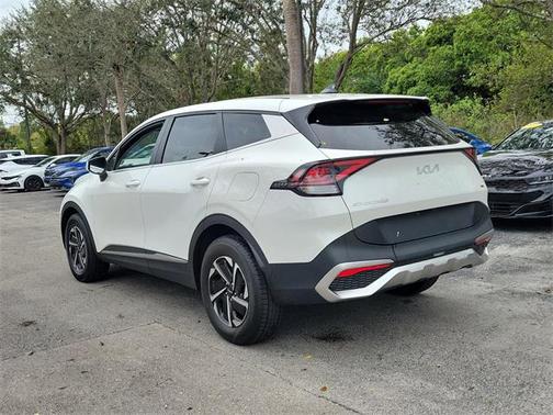 2023 Kia Sportage Hybrid LX