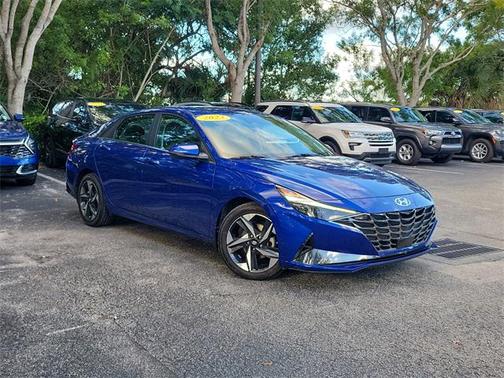 2023 Hyundai ELANTRA Limited