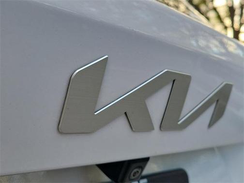 2024 Kia Sorento LX