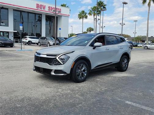 2024 Kia Sportage SX