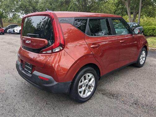 2022 Kia Soul LX