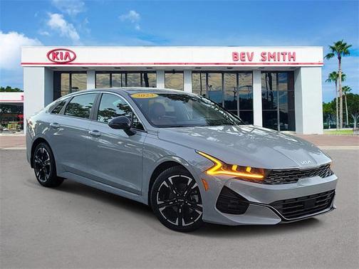 2023 Kia K5 GT-Line