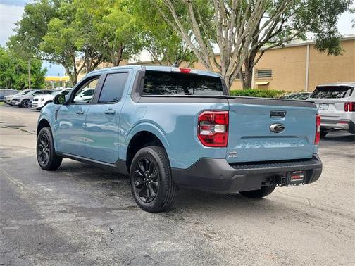 2023 Ford Maverick Lariat