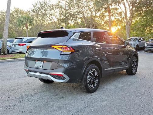 2023 Kia Sportage LX