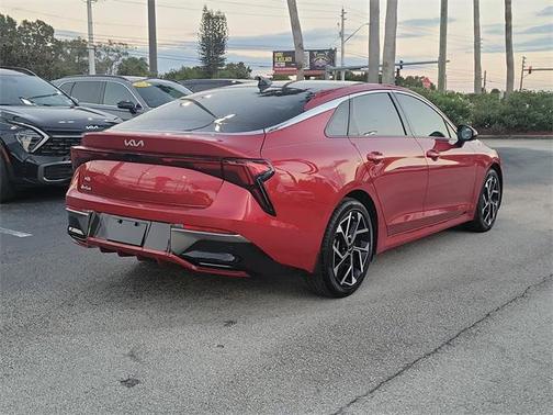 2025 Kia K5 EX