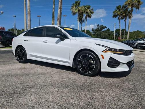 2023 Kia K5 GT-Line