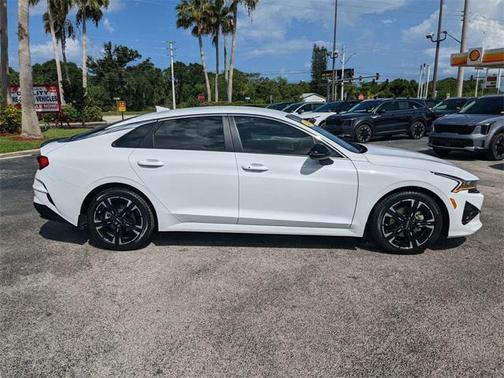 2023 Kia K5 GT-Line
