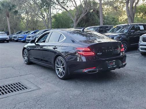 2023 Genesis G70 3.3T RWD
