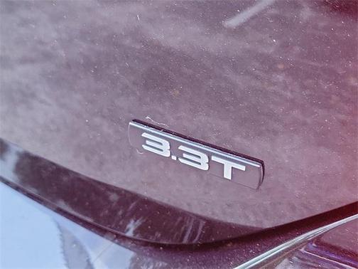 2023 Genesis G70 3.3T RWD