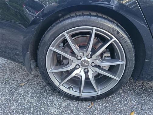 2023 Genesis G70 3.3T RWD