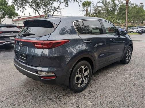 2022 Kia Sportage LX
